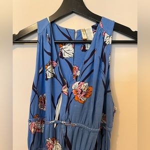 TJ Maxx Japna Women’s Sleeveless Blue Floral Maxi Dress